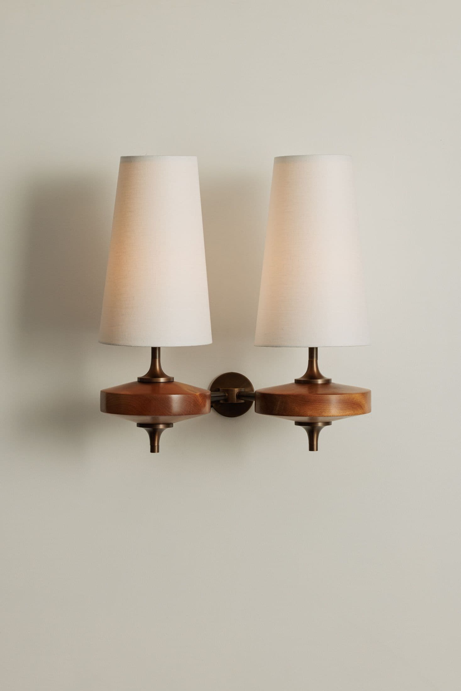 Nydorisra Vintage Antique Brass Wall Lamp