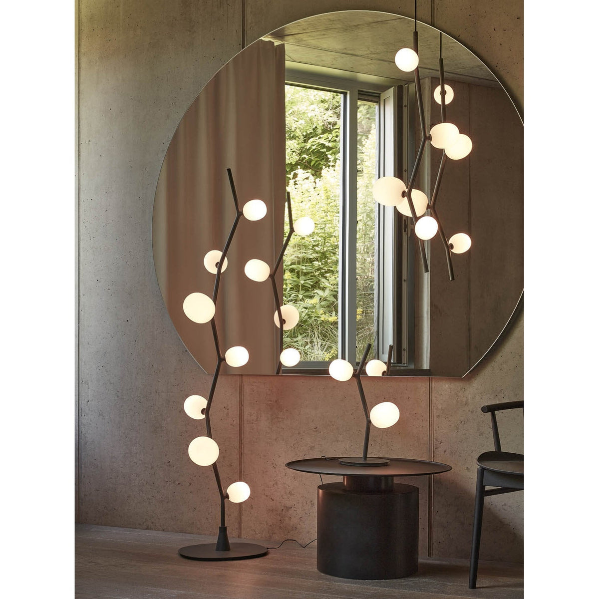 Velirena Vertical Glass Pendant Lamp