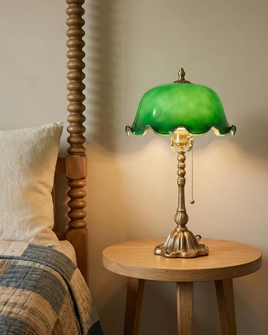 Elaaniella Table Light
