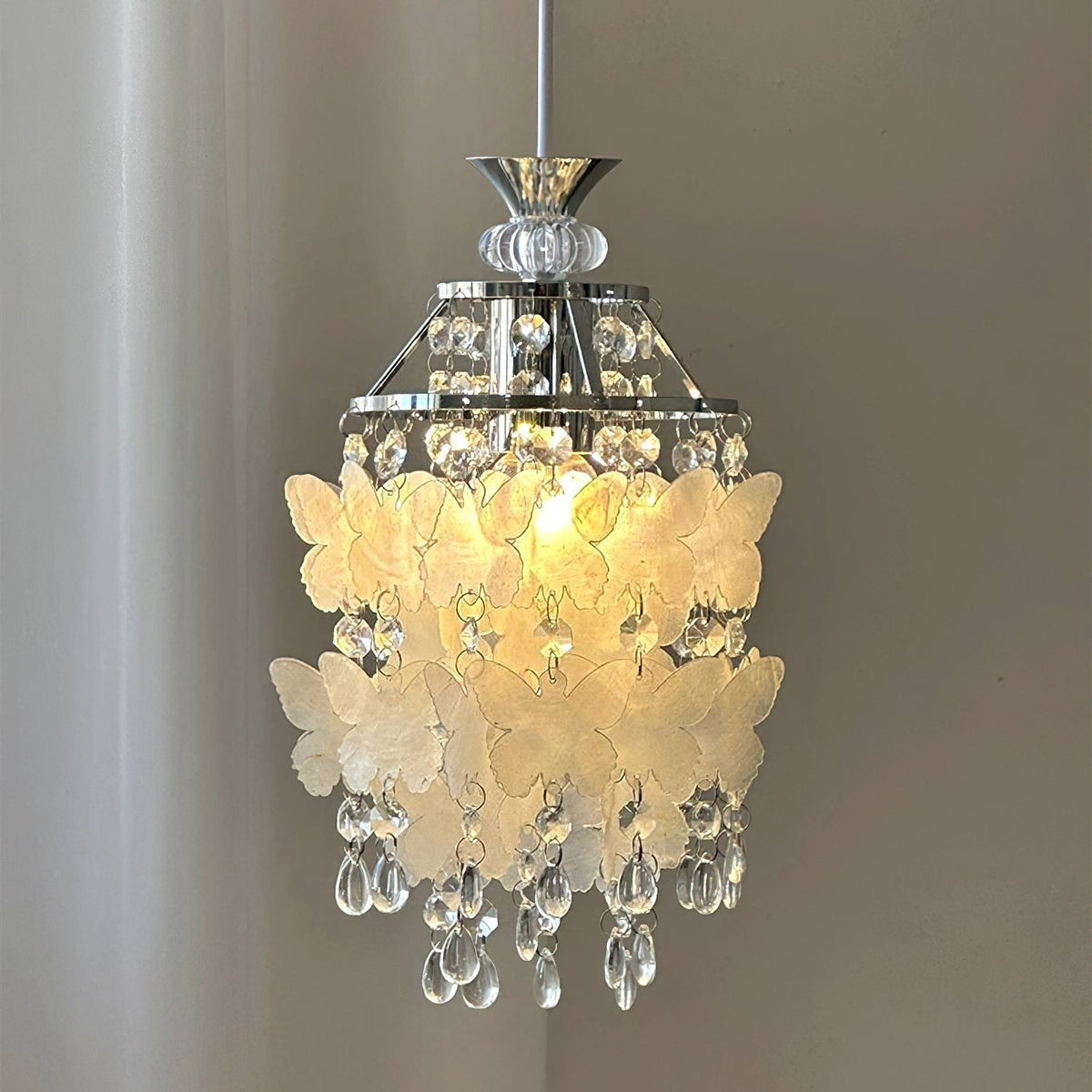 Papiliane Pendant Light