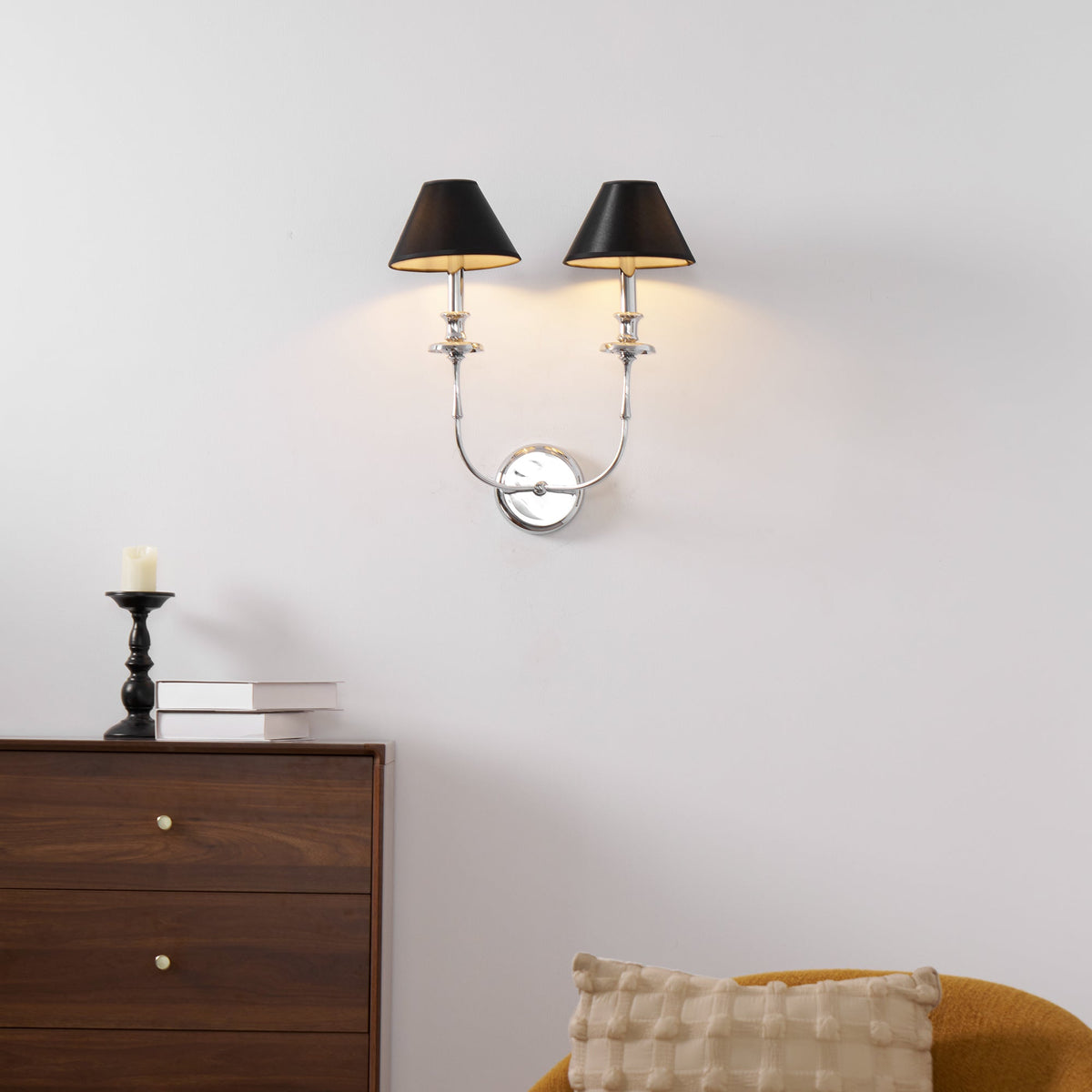 Viraarine Wall Lamp