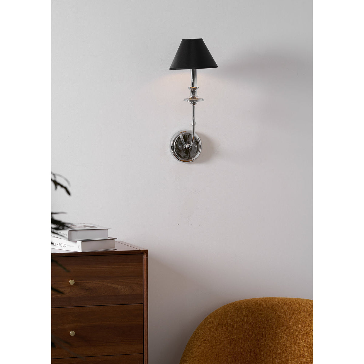 Viraarine Wall Lamp