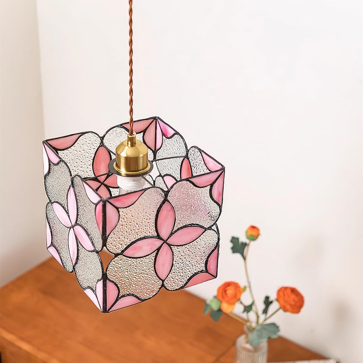 Selaniella Pendant Light