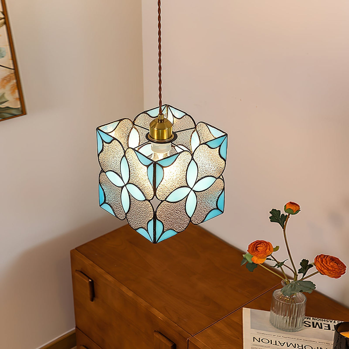 Selaniella Pendant Light