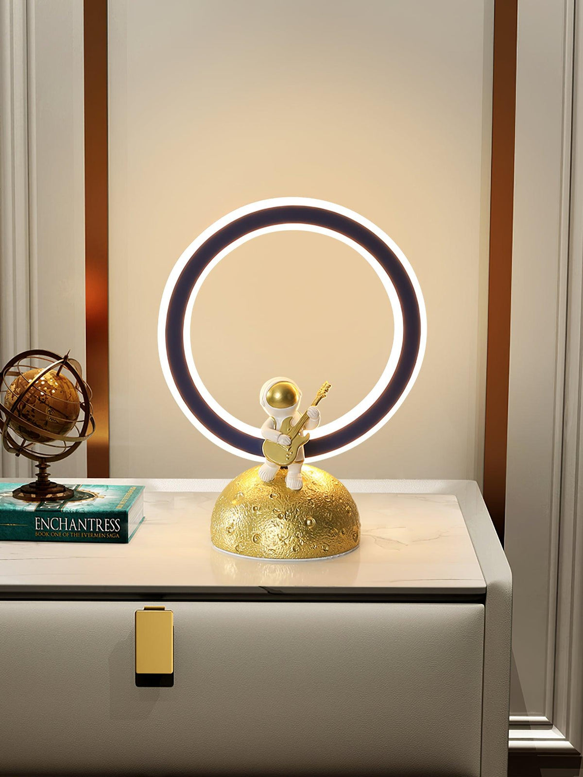 Lioriina Table Lamp