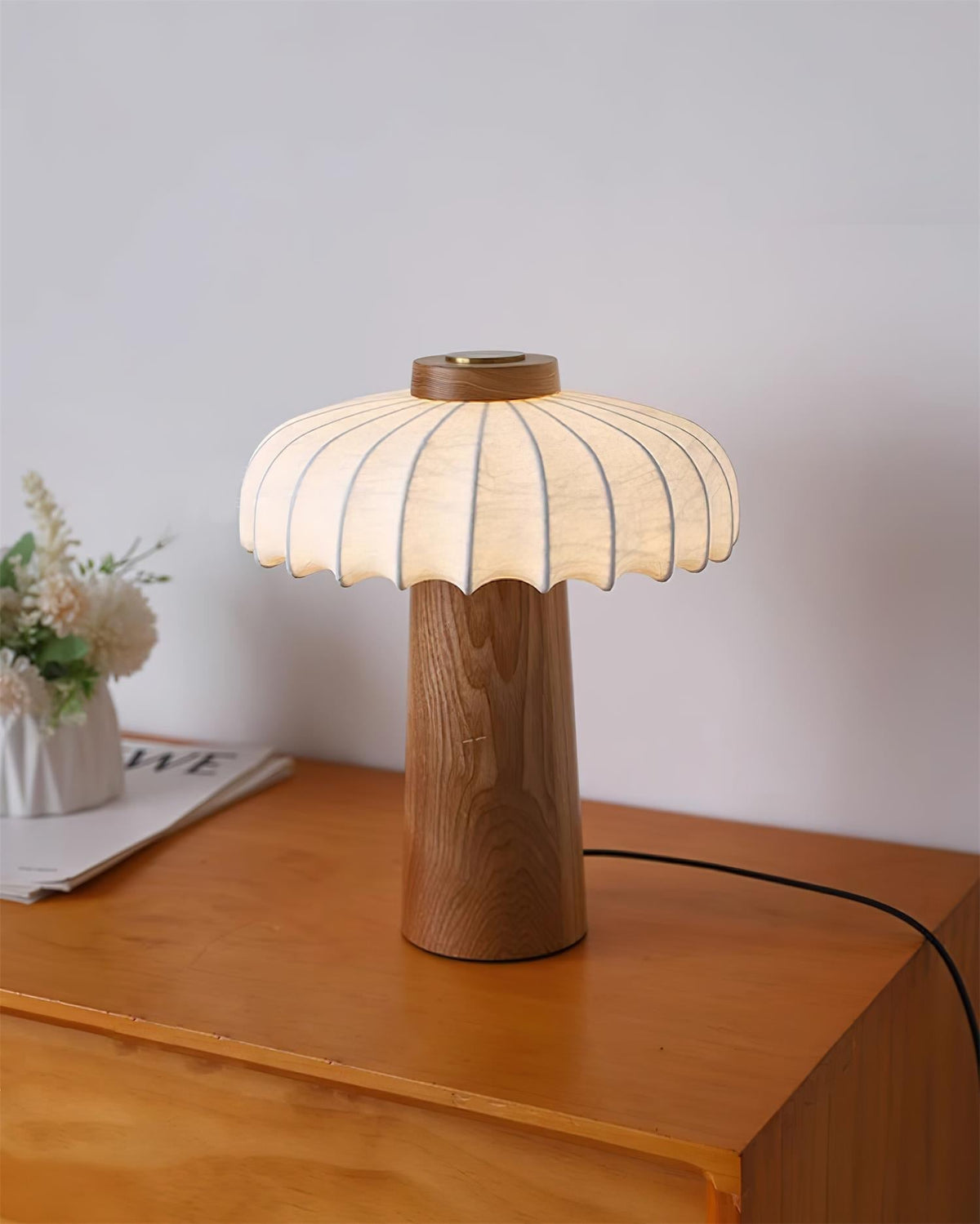 Teriarielle Table Lamp