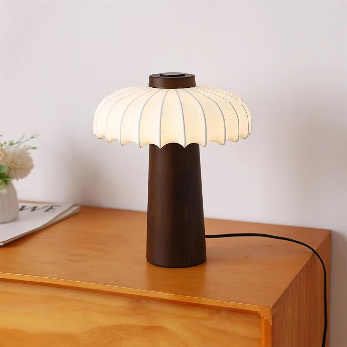 Teriarielle Table Lamp