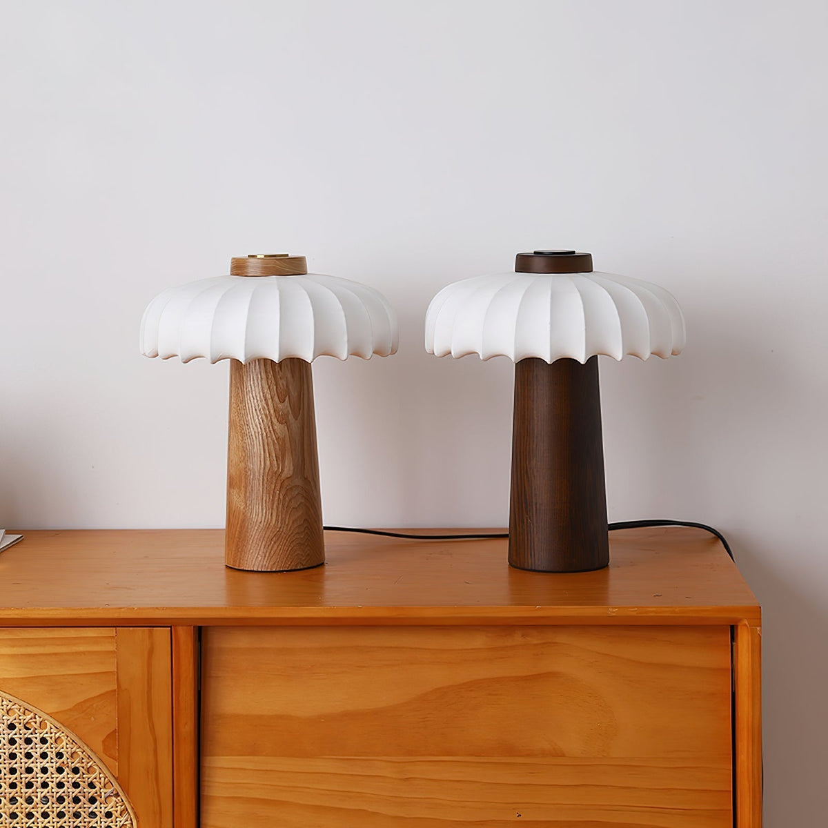 Teriarielle Table Lamp