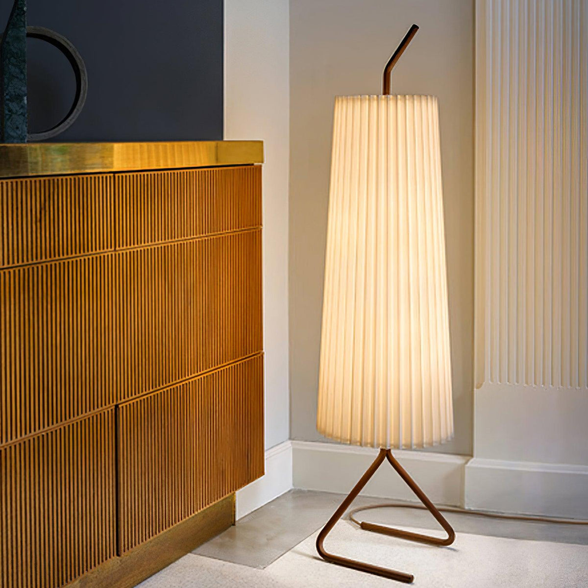 Kalmar Floor Lamp