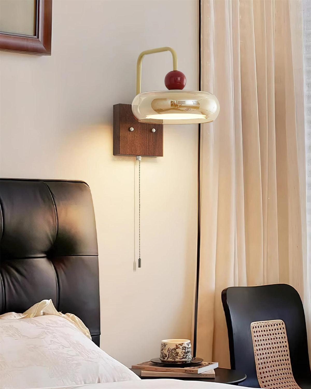 Lumiva Wall Lamp Retro & Glass Wood Pull-Chain