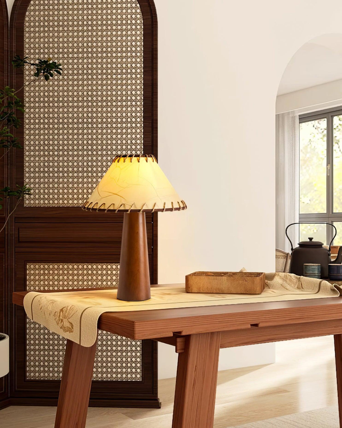 Ciroella Table Lamp