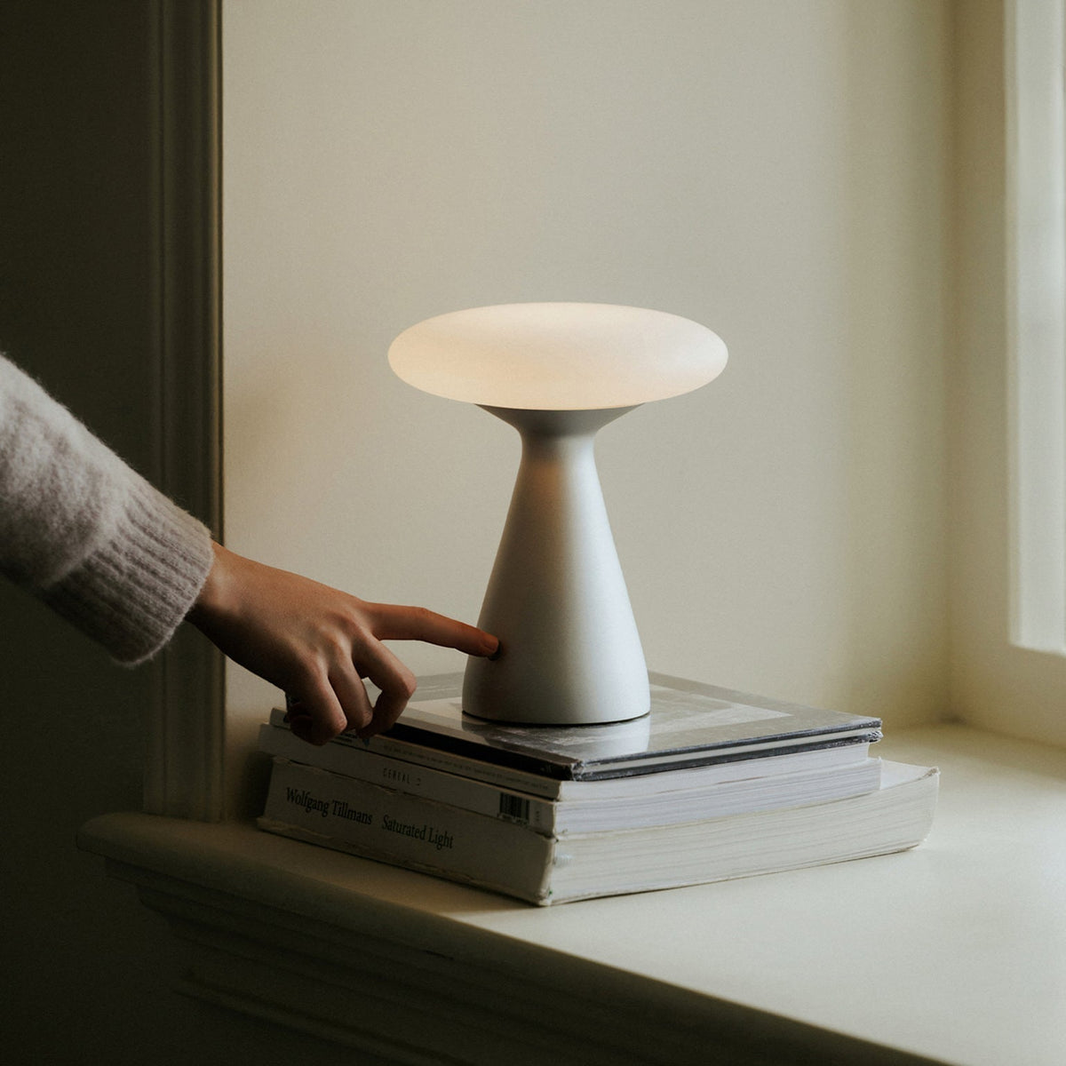 Soriria Table Lamp