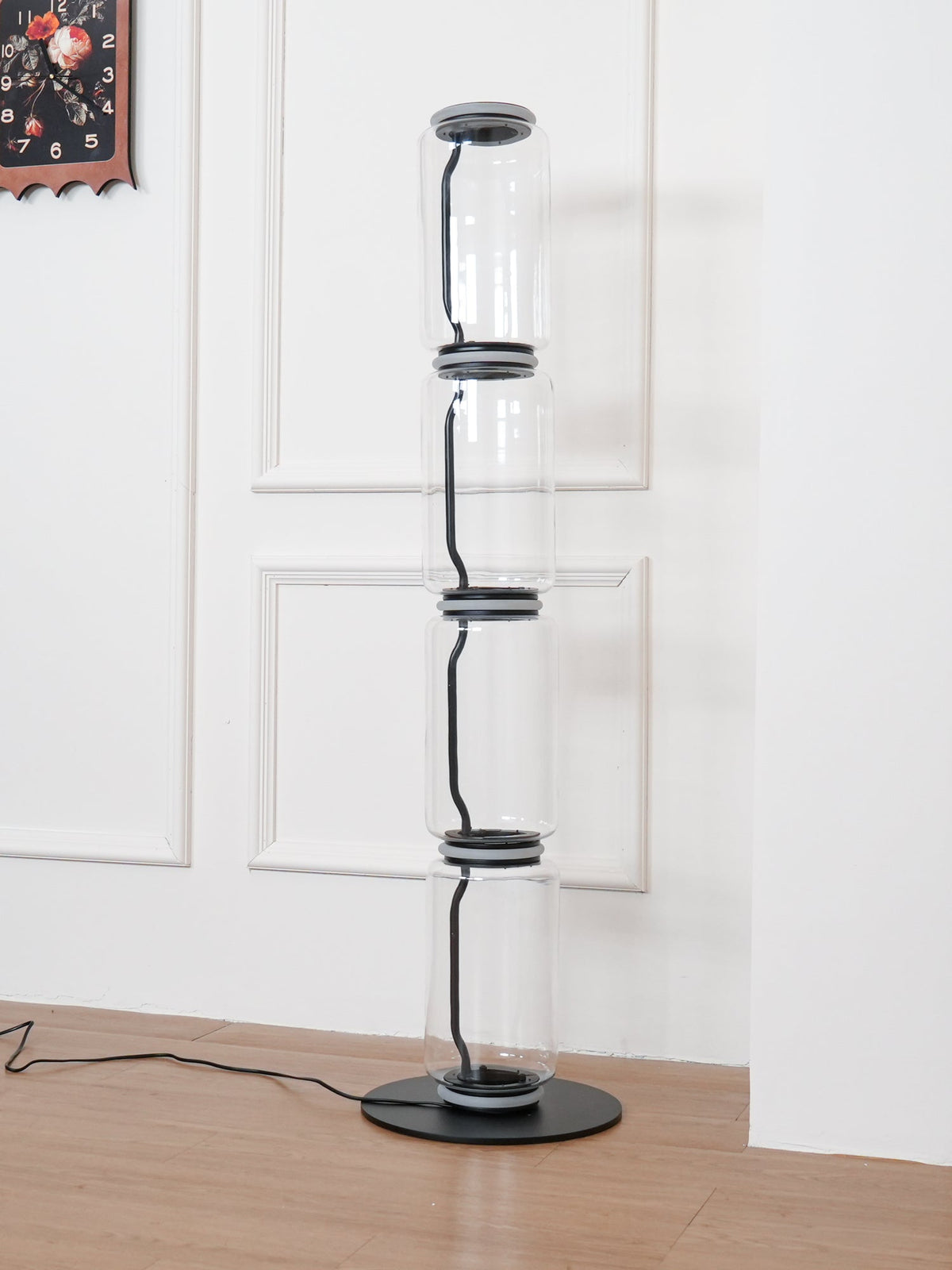 Elaeleria Floor Lamp