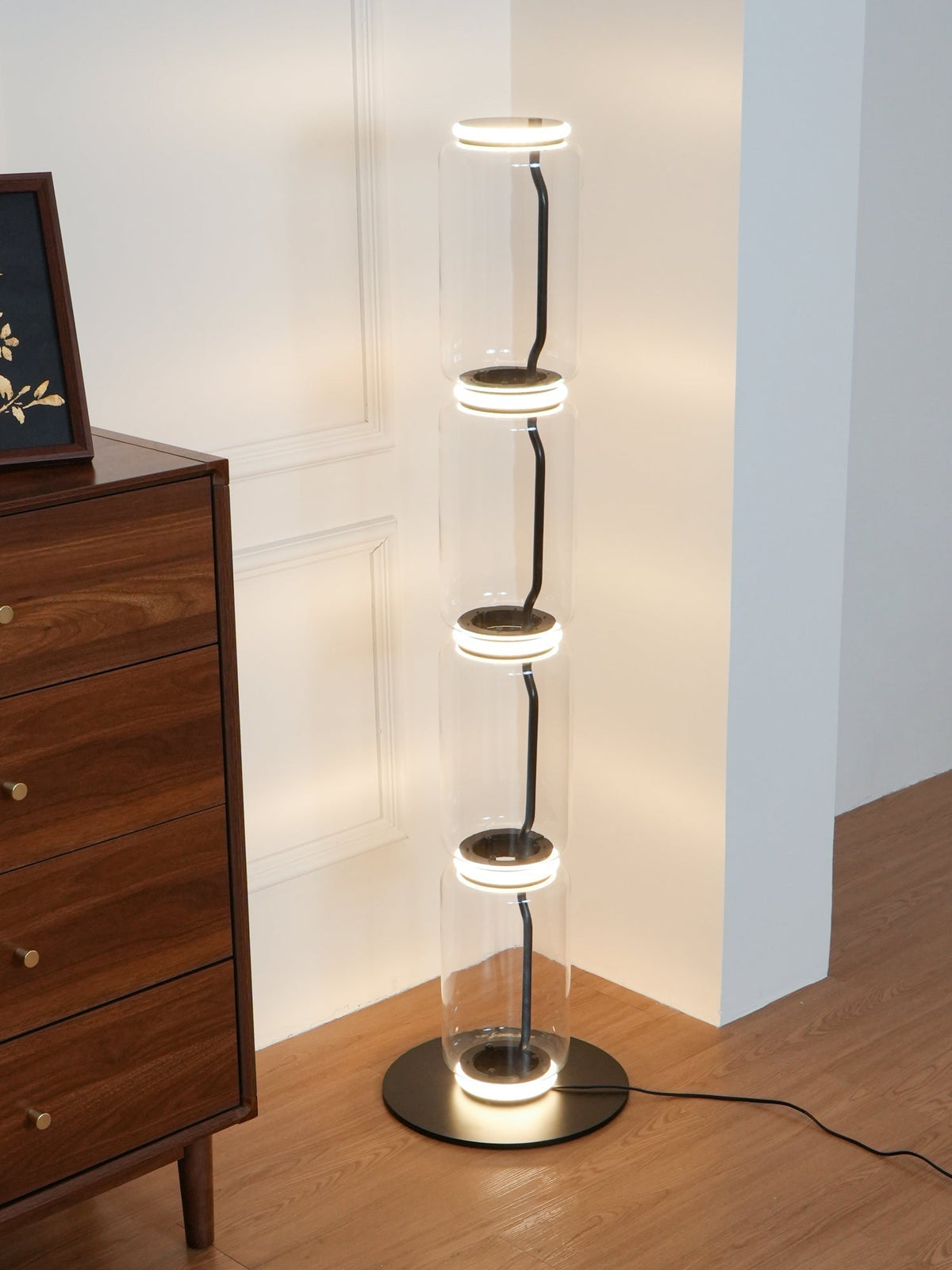 Elaeleria Floor Lamp