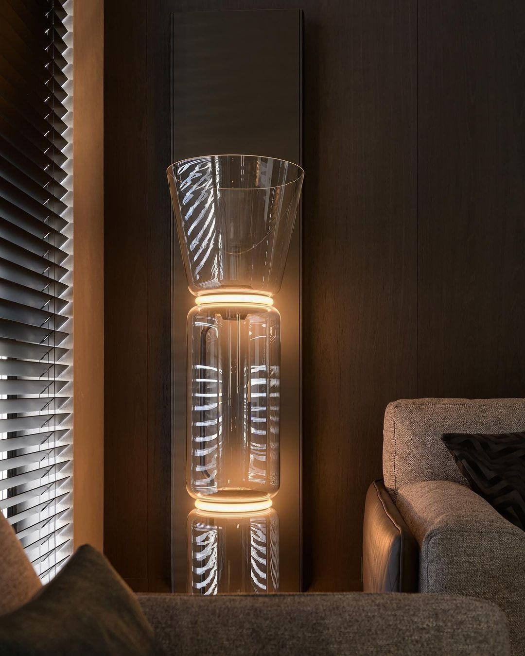 Elaeleria Floor Lamp