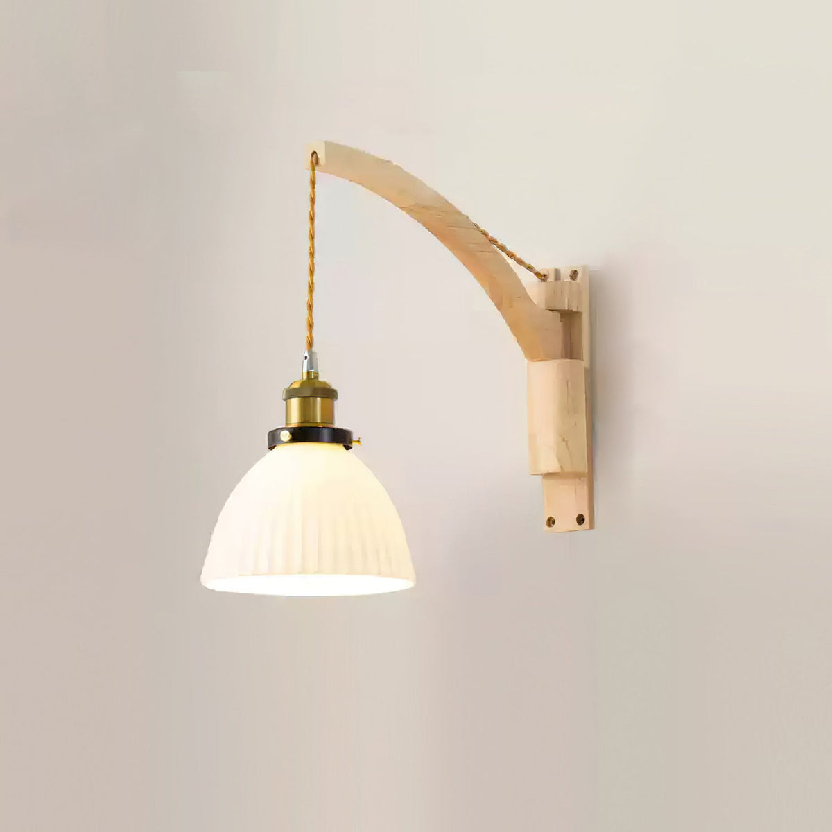 Teriiraria Wall Lamp