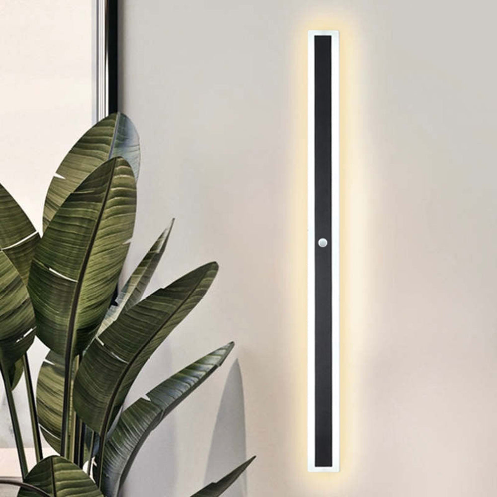 Virex Linear Outdoor Wall Lamp-Neutral Decor
