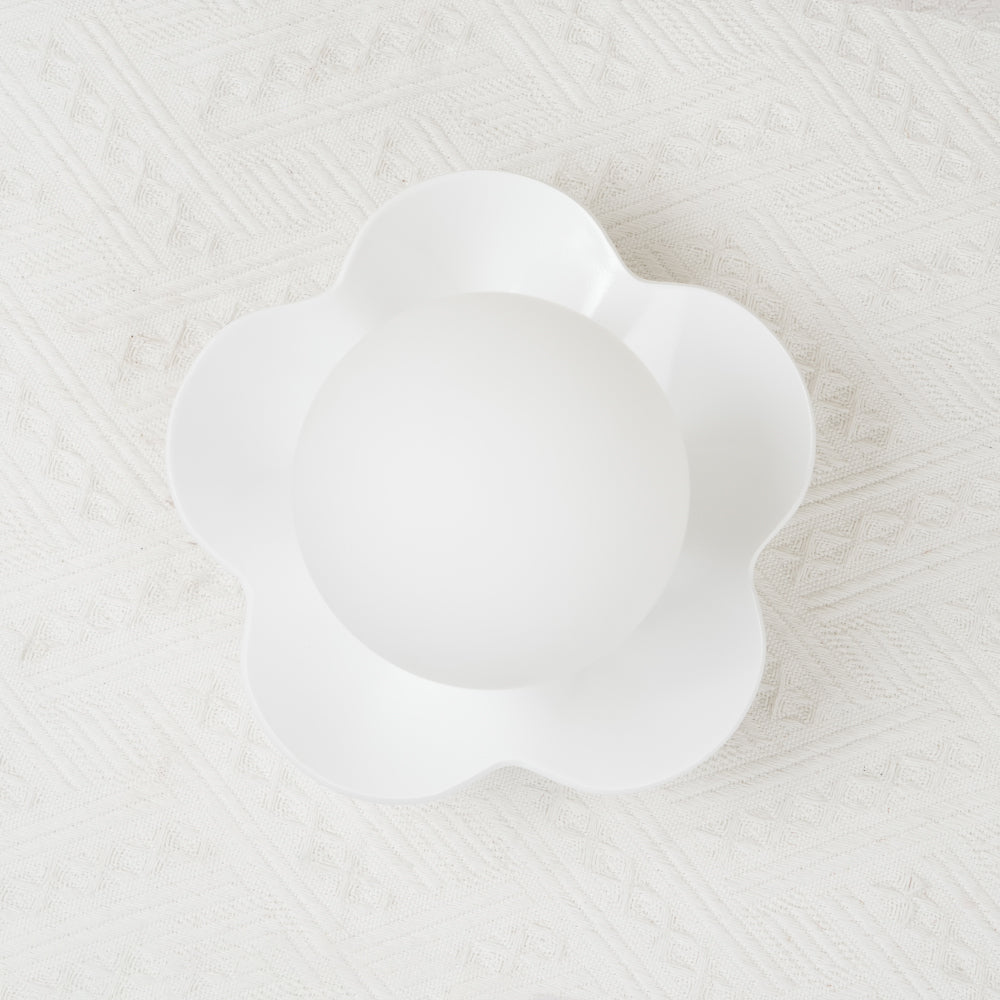Petalia Wall Lamp