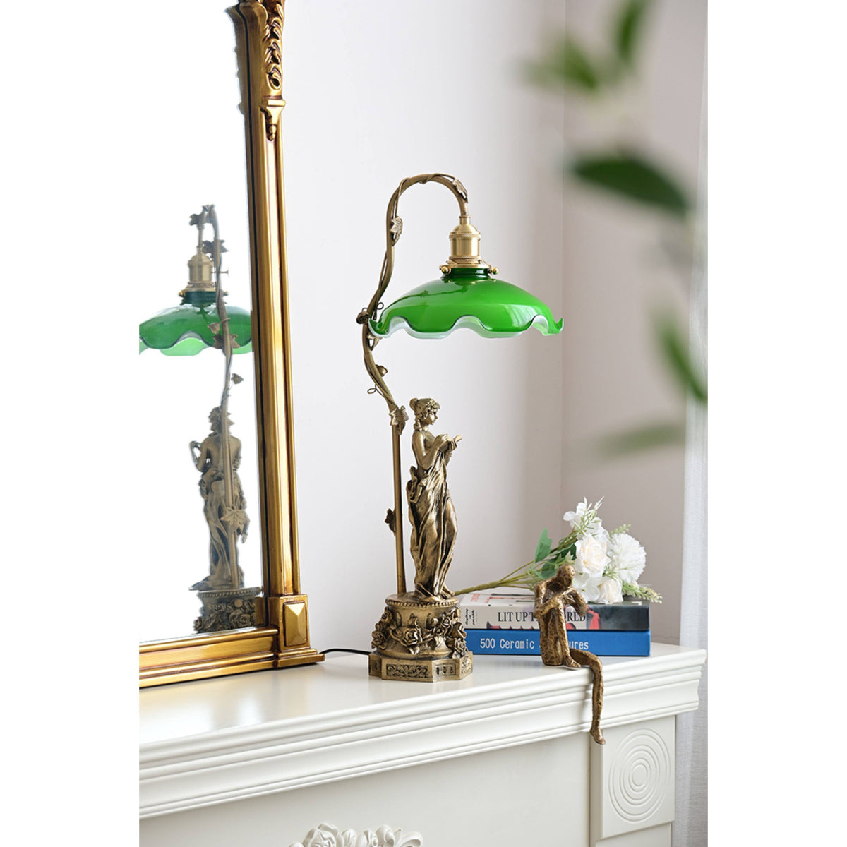 Petalo Lady Statue Glass Table Lamp
