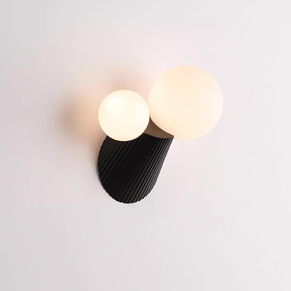 Lumarelia Wall Light