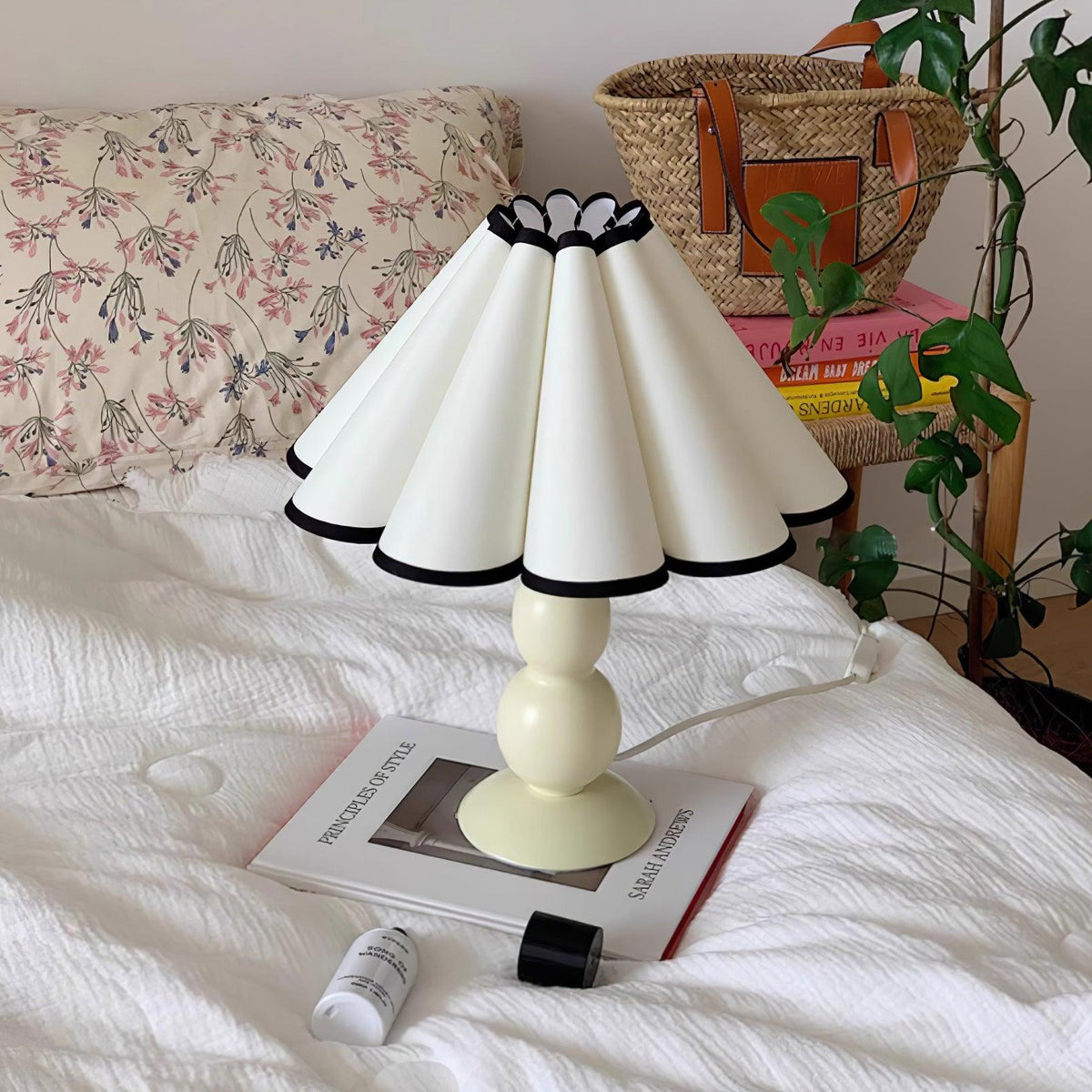 Mirinette Table Lamp