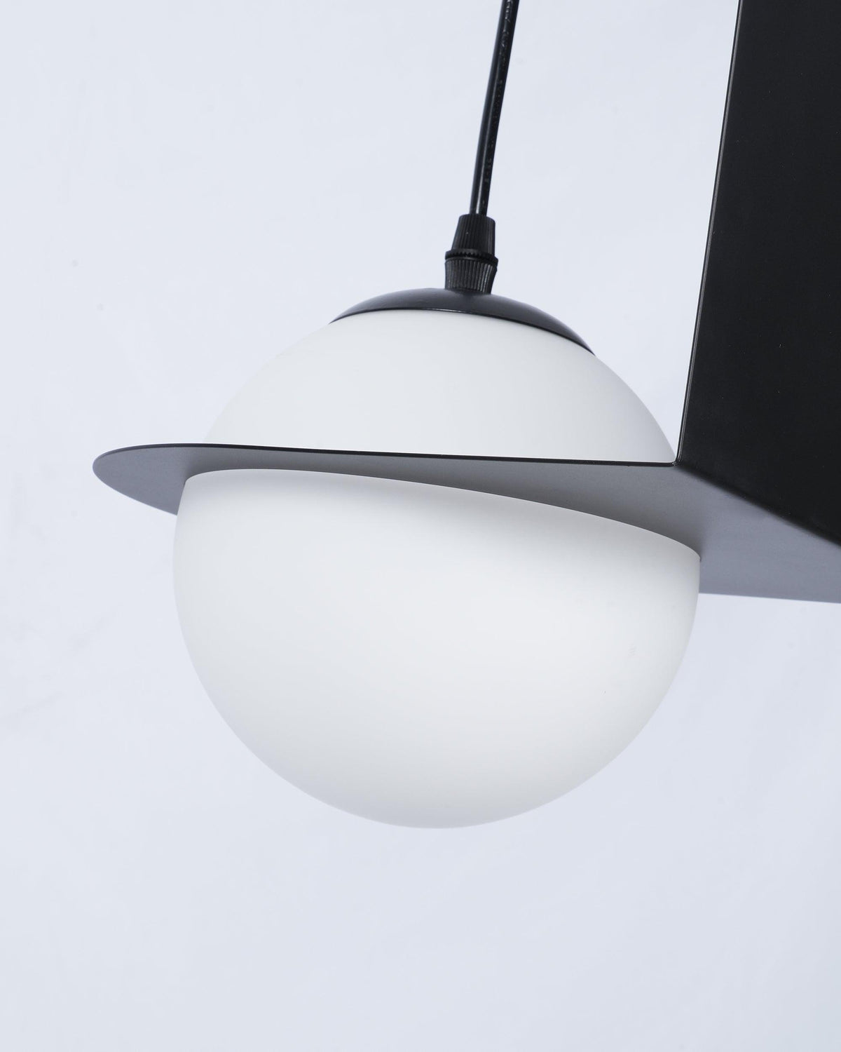 Jedokun Black Glass Pendant Lamp
