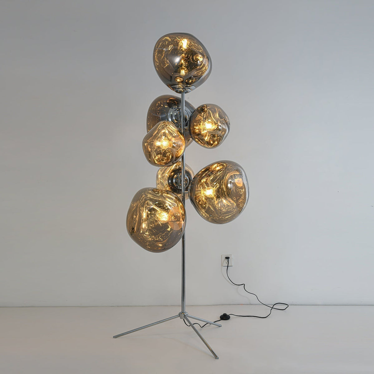 Calalielle Floor Lamp