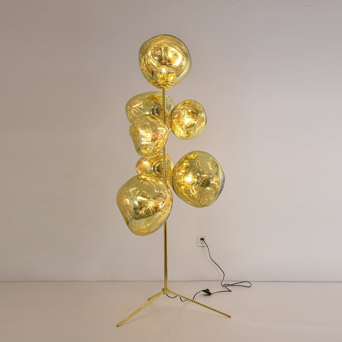 Calalielle Floor Lamp