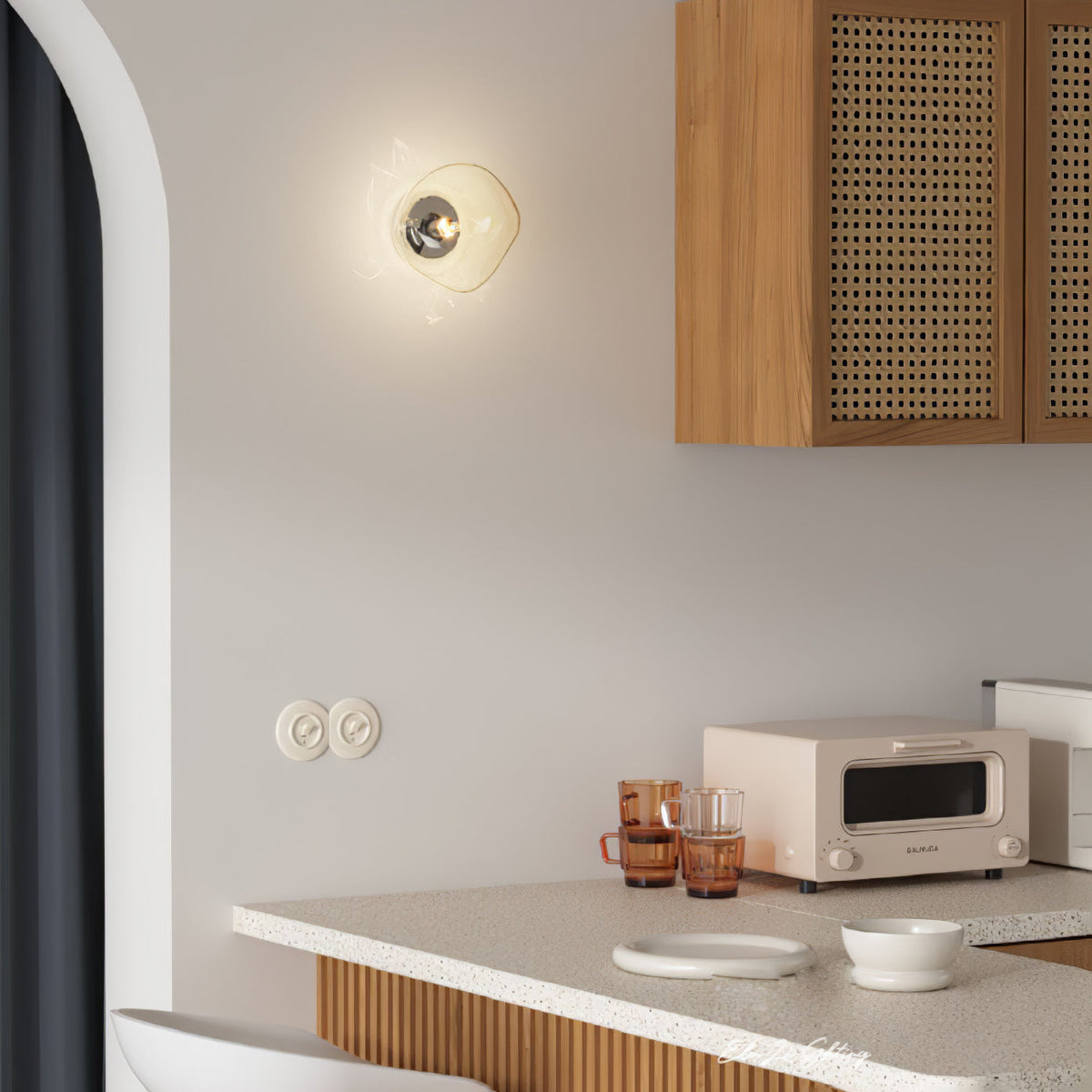 Leni Amber Glass Wall Lamp