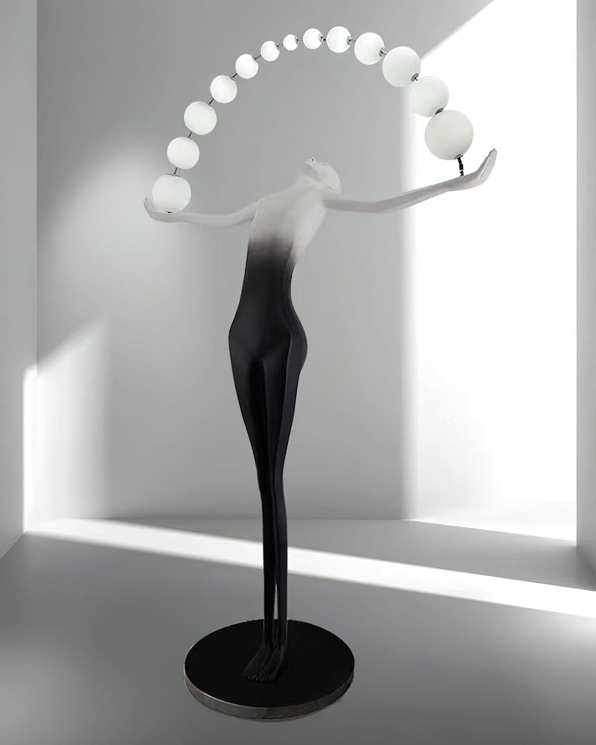 Selariella Floor Lamp