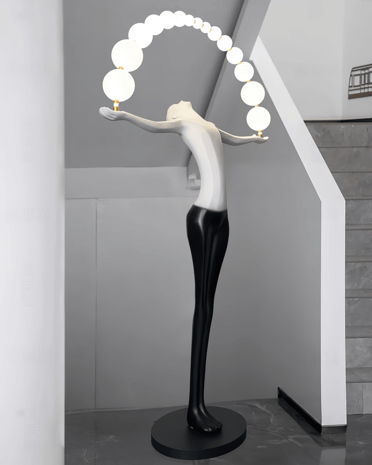 Selariella Floor Lamp