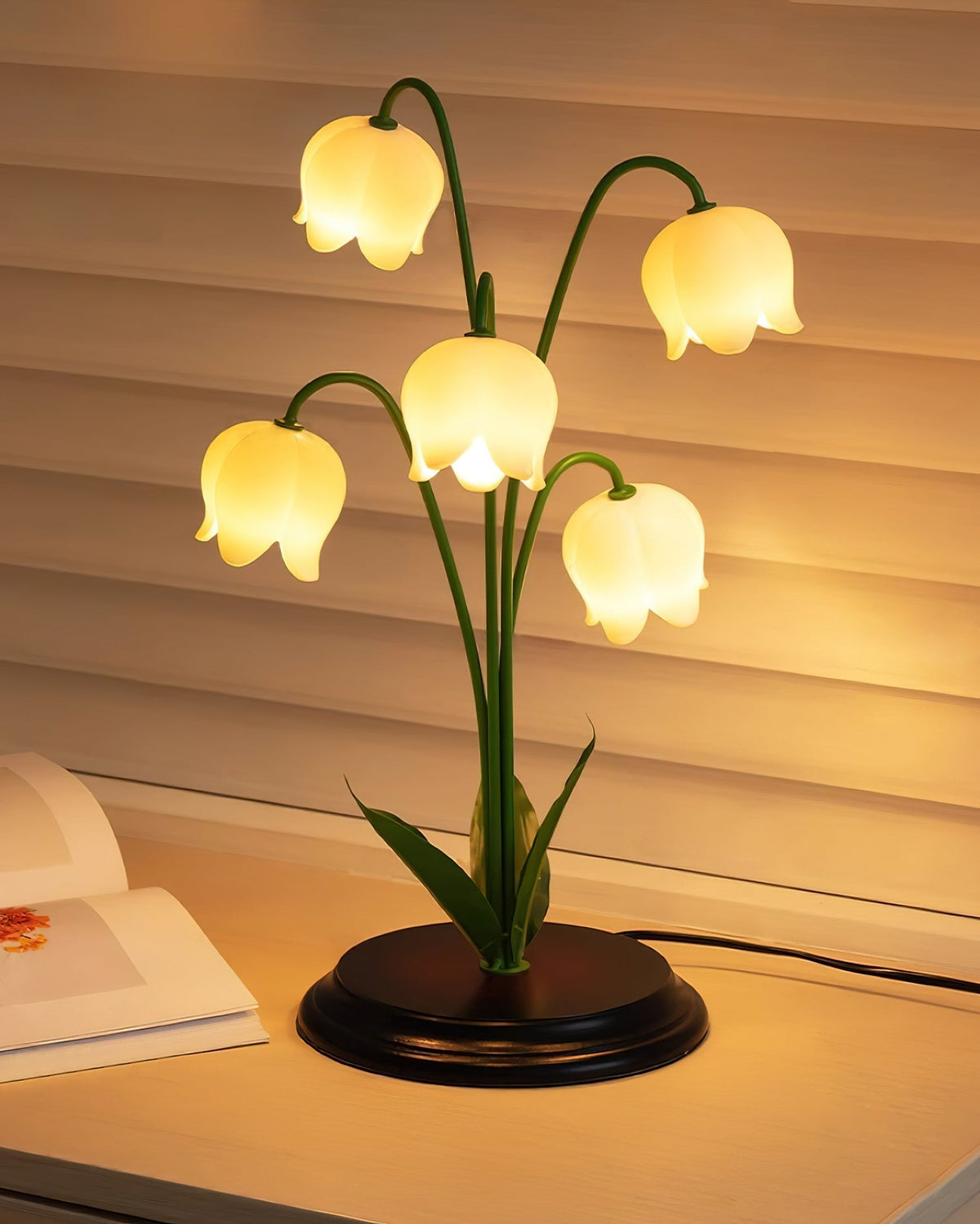 Soraleria Table Lamp