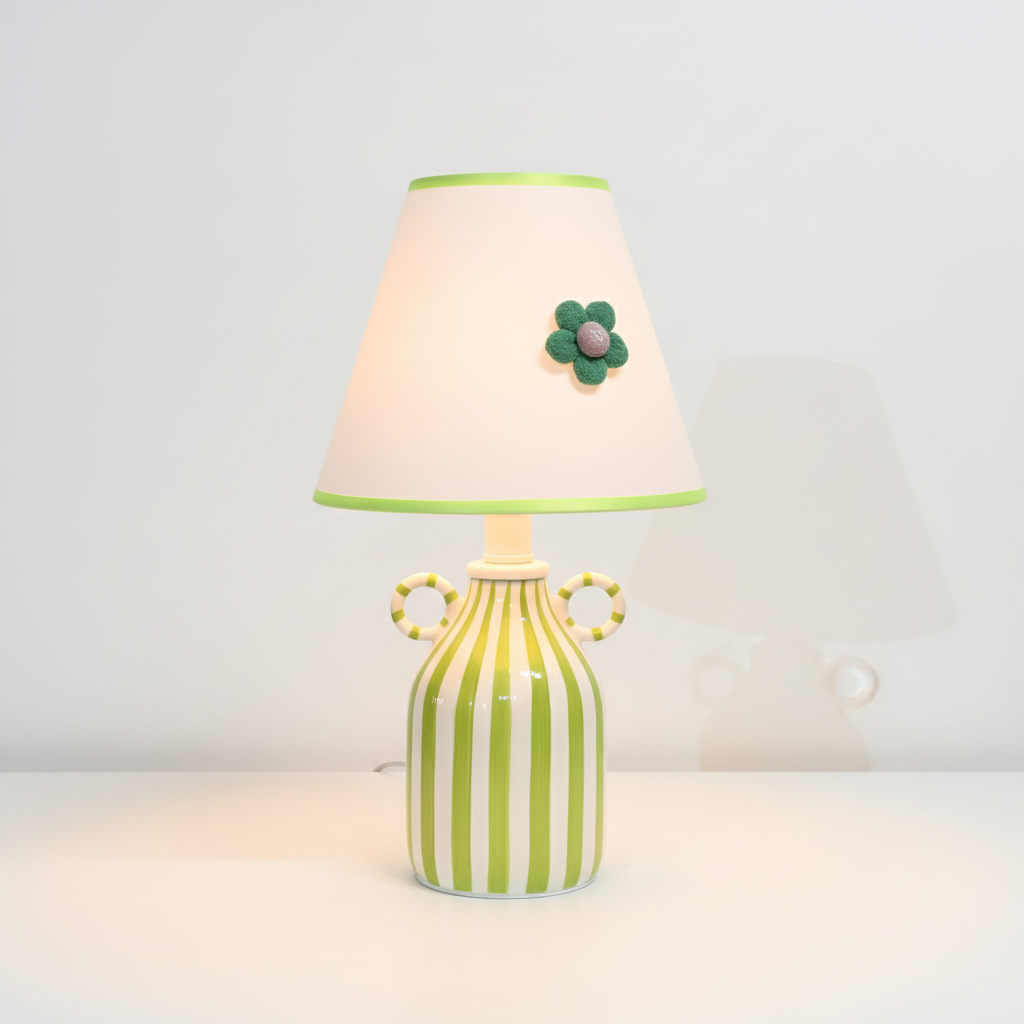 Aveneniella Table Lamp