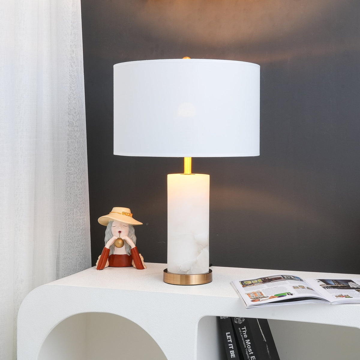 Zosilis Cylindrical Alabaster Table Lamp