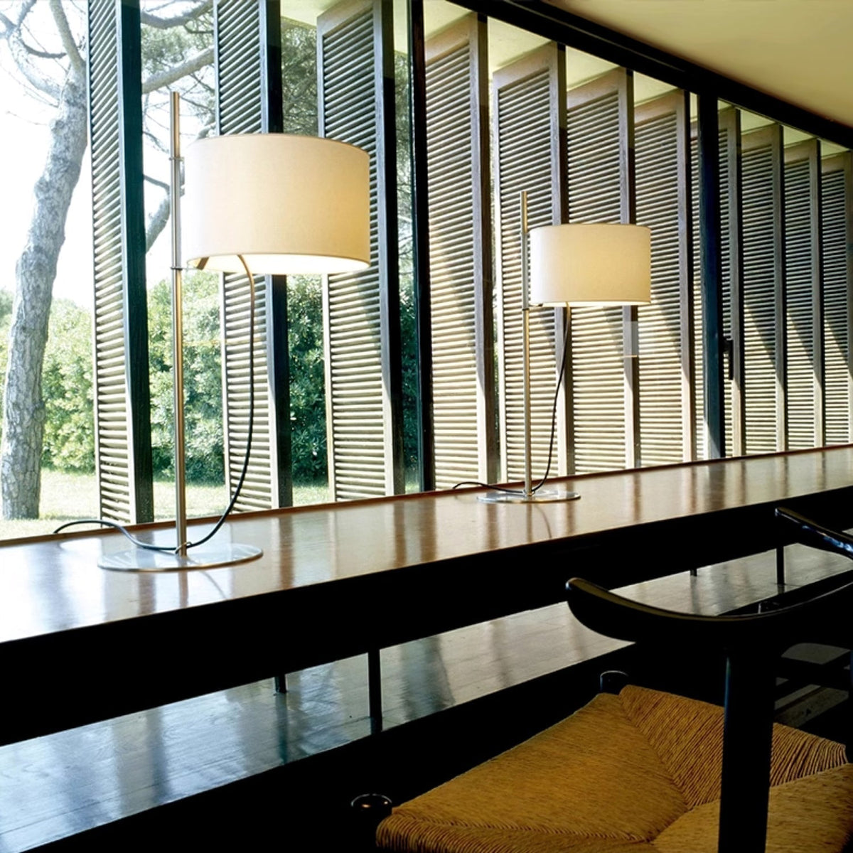 Landon Minimalist Table Lamp