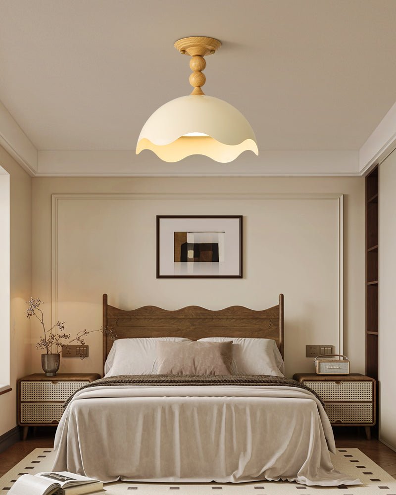 Noriraine Scallop Ceiling Light