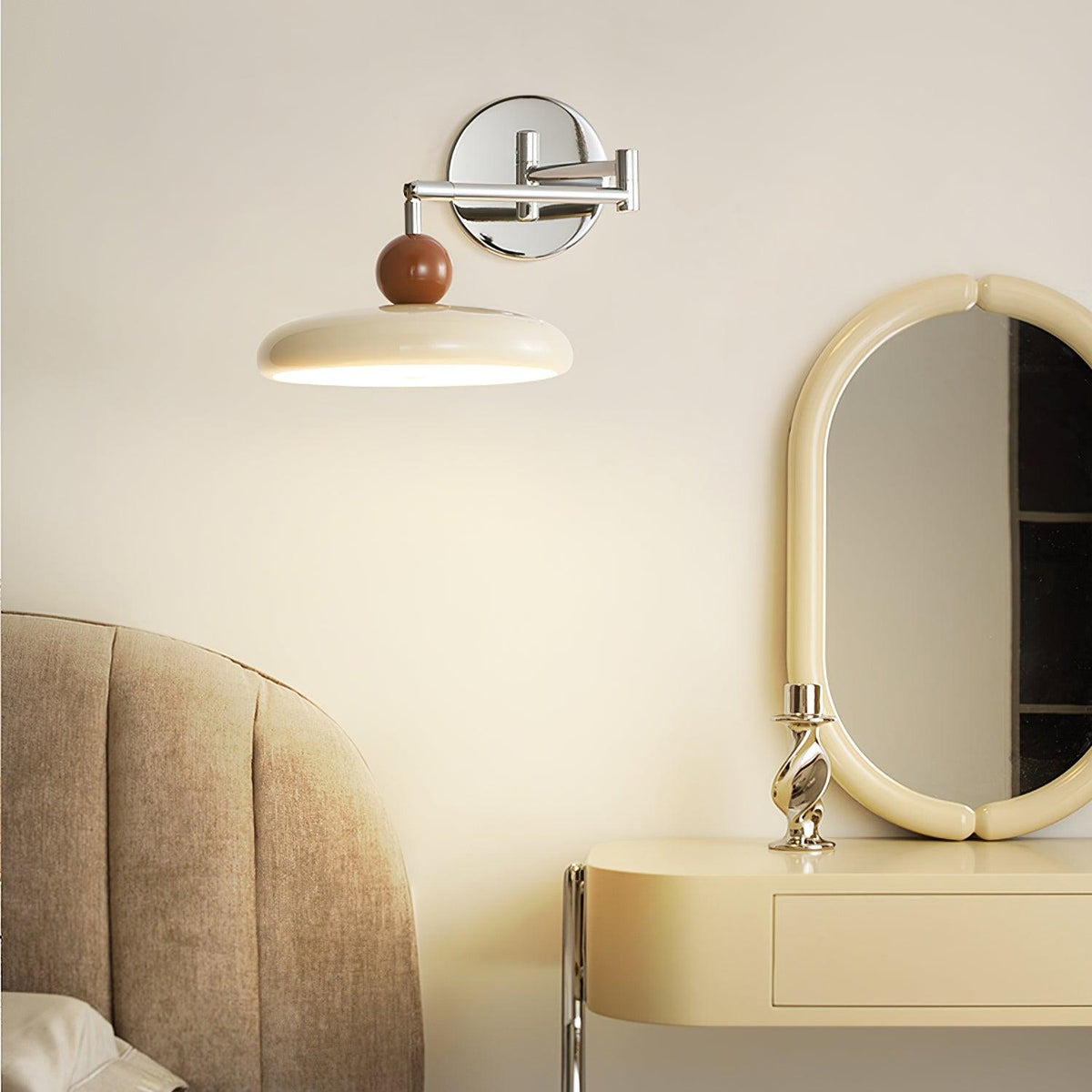 Ovelle Wall Lamp