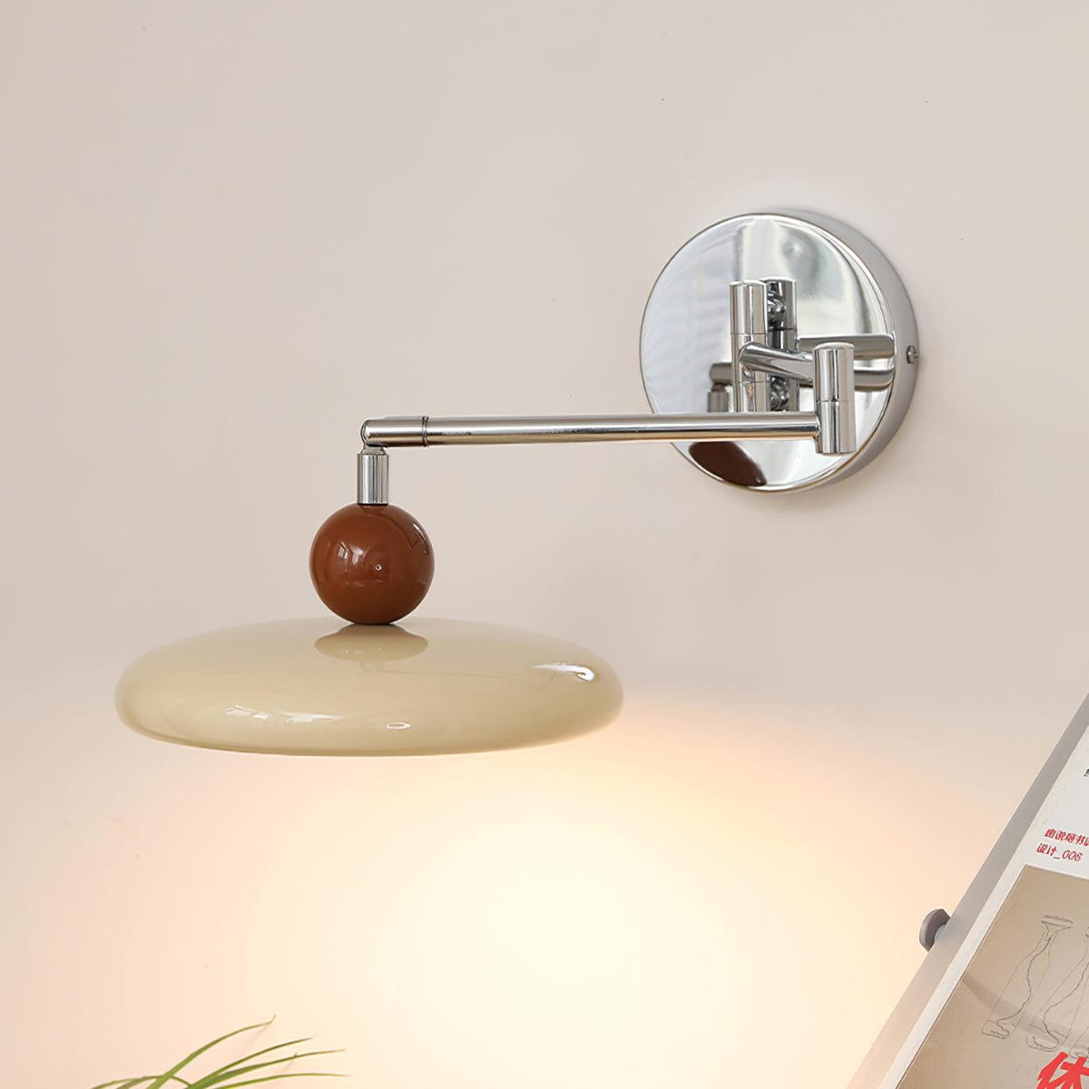 Ovelle Wall Lamp