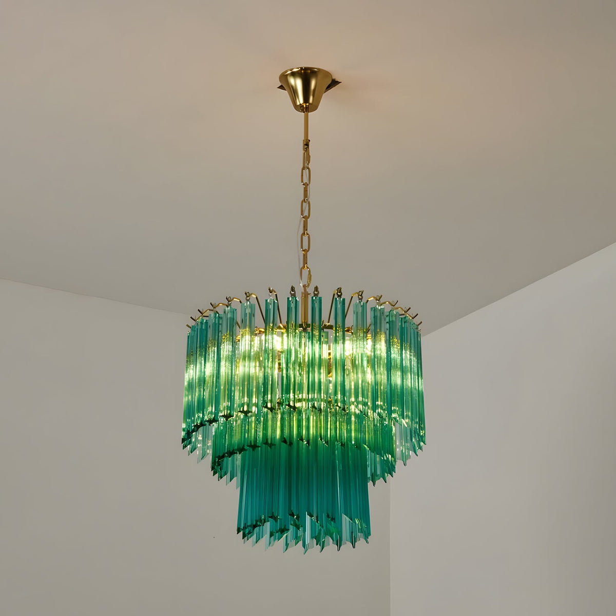 Ravelhurst Lorvienne Chandelier