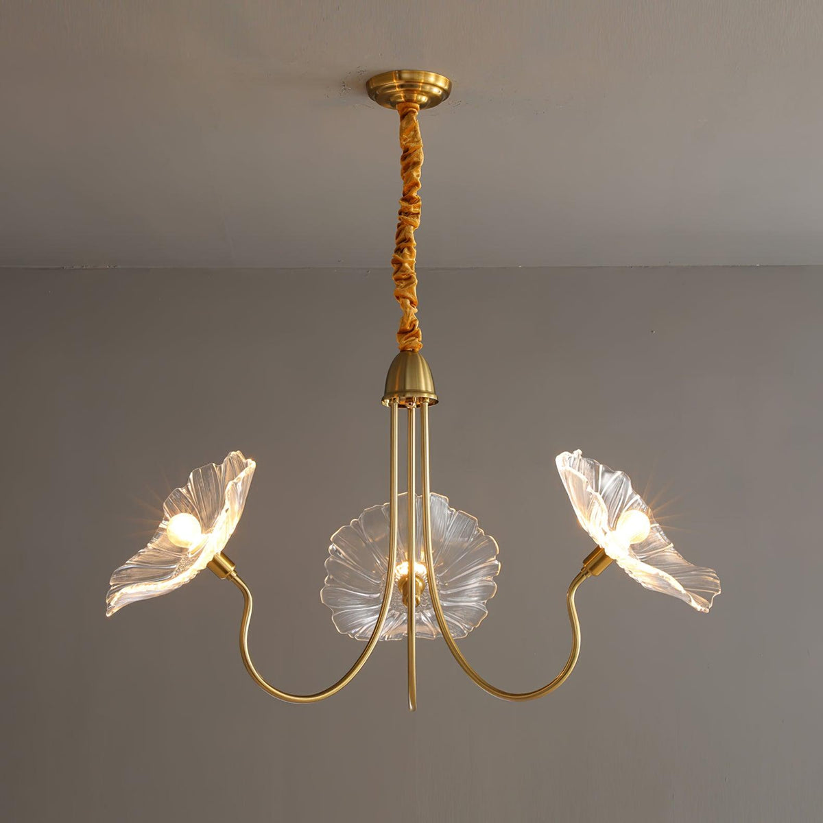 Vunisir Glass Chandelier