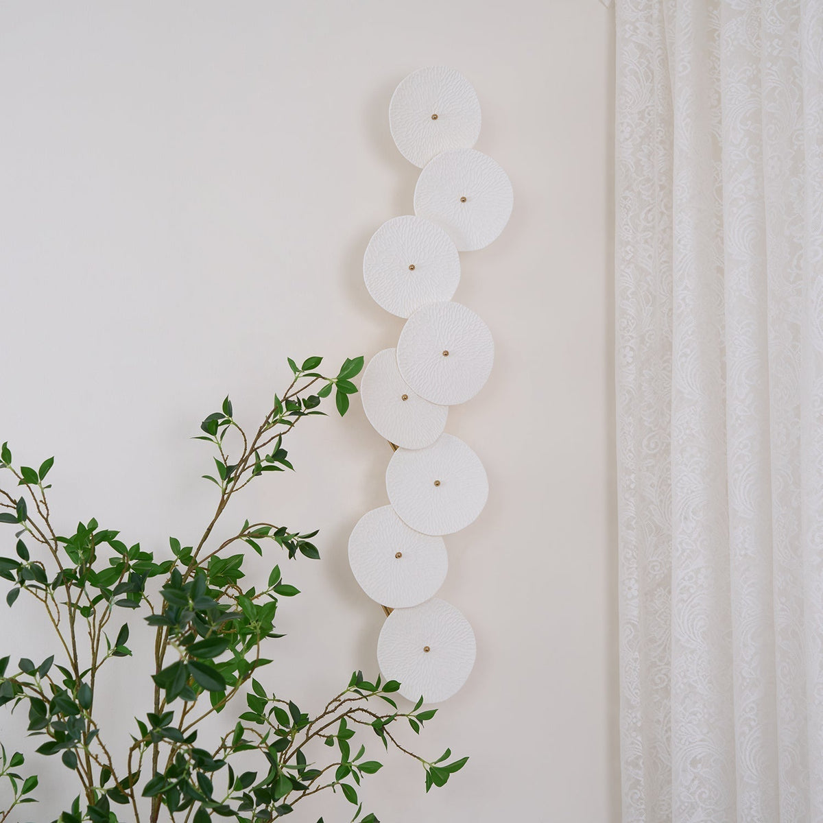 Begovom Lotus Petal Wall Lamp