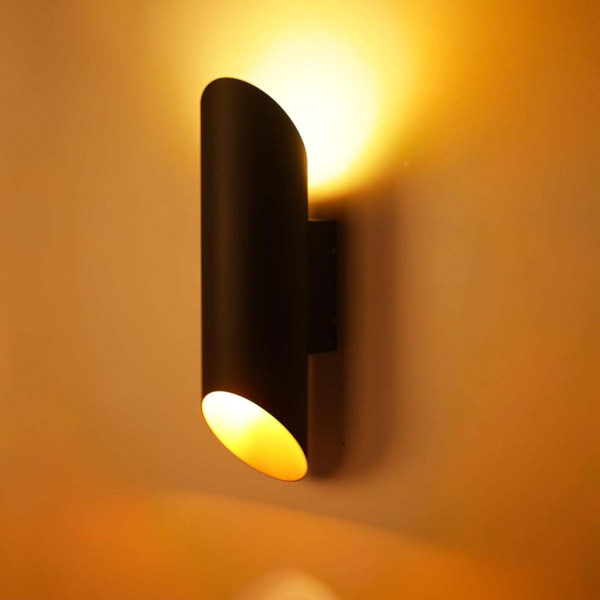 Oreleliella Modern Minimalist Wall lamp