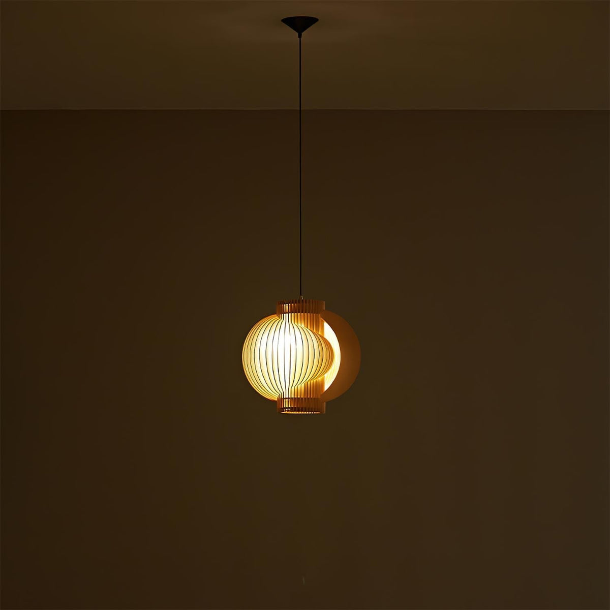 Rinaena Wood Pendant Lamp