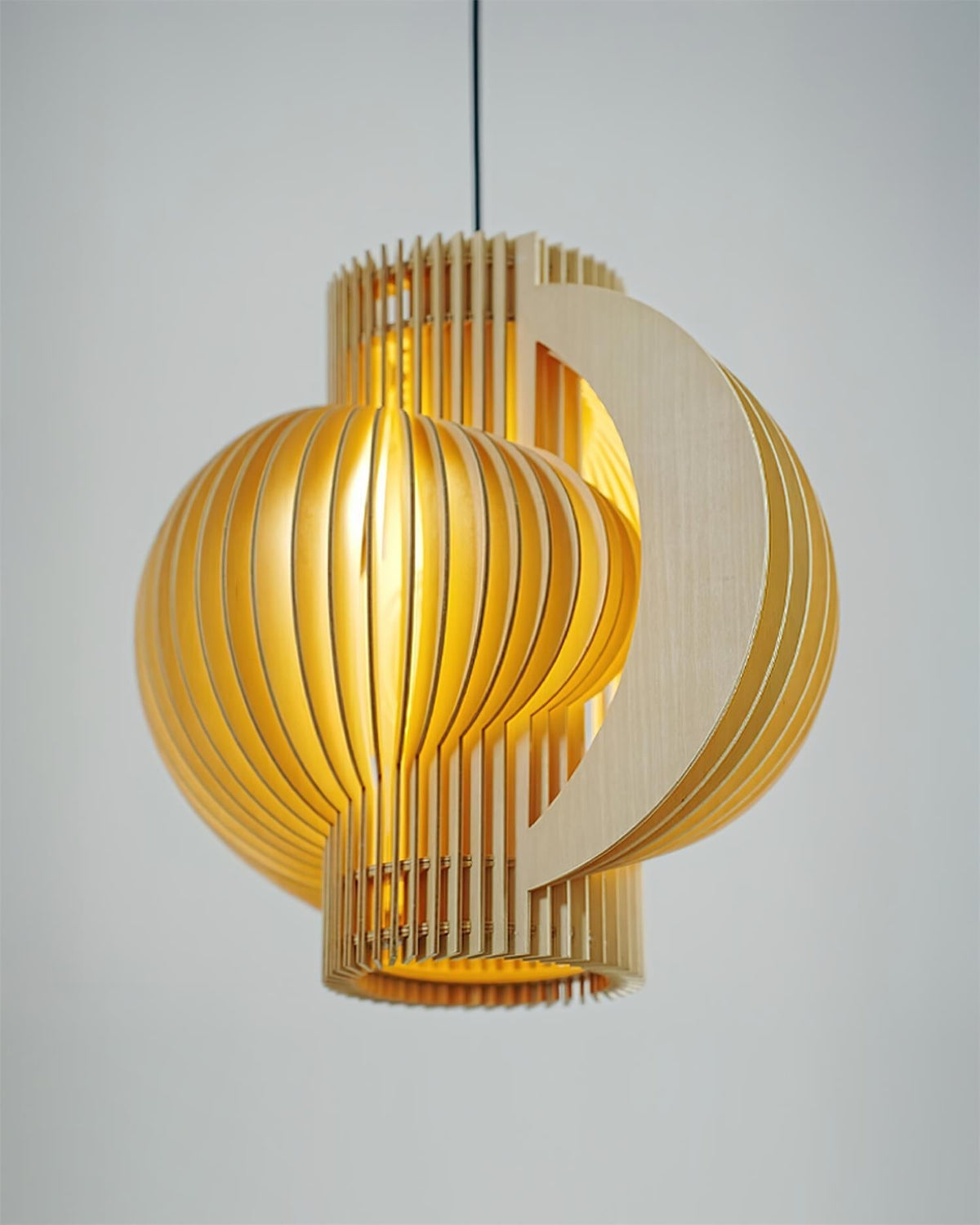Rinaena Wood Pendant Lamp
