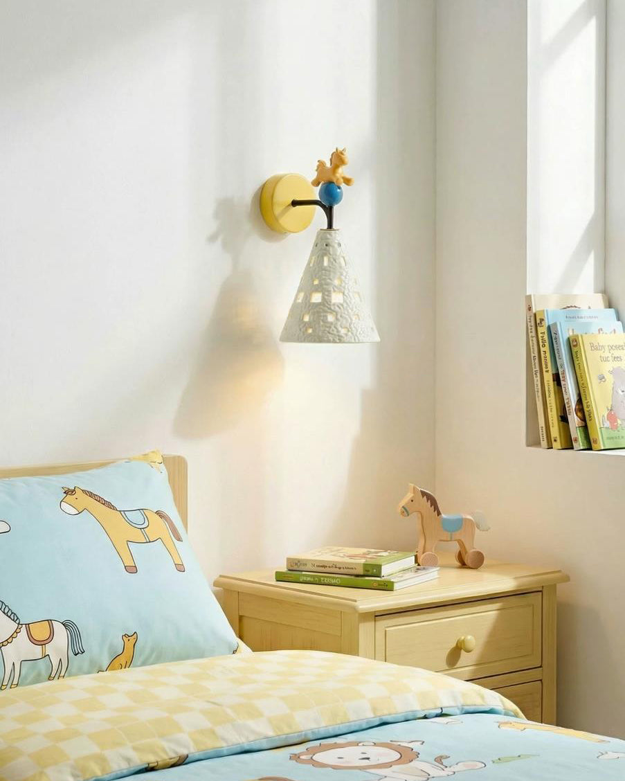 Seliraya Wall Light