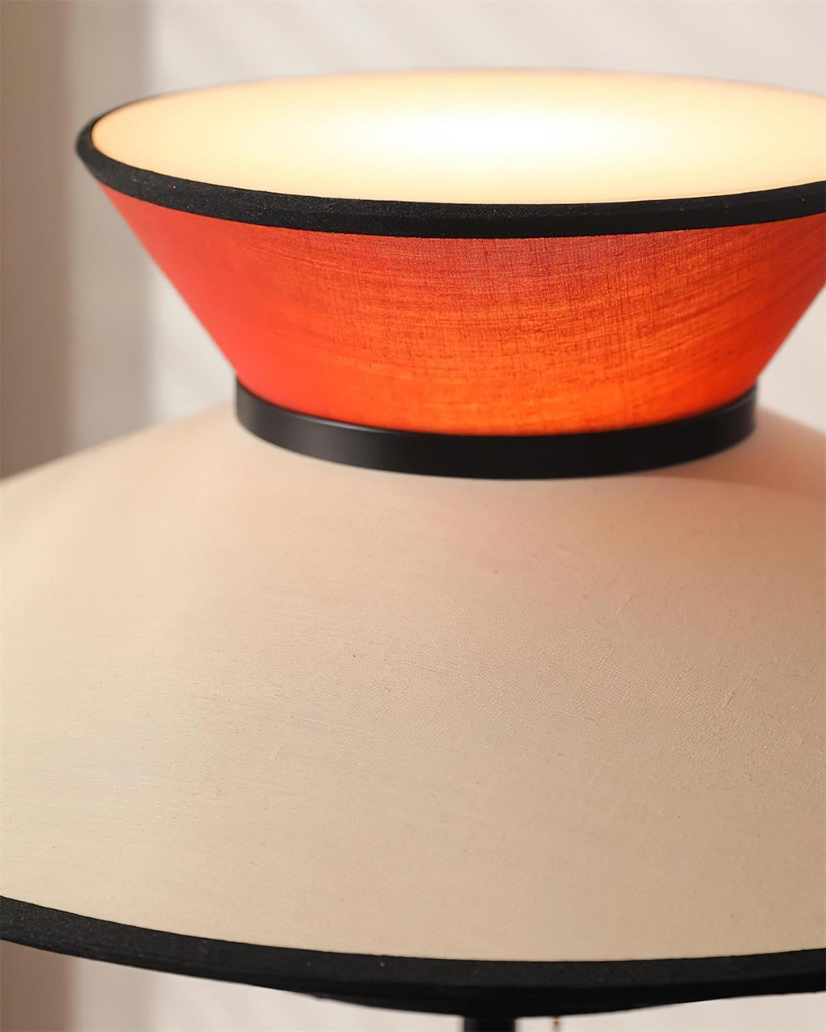 Aveniella Table Lamp