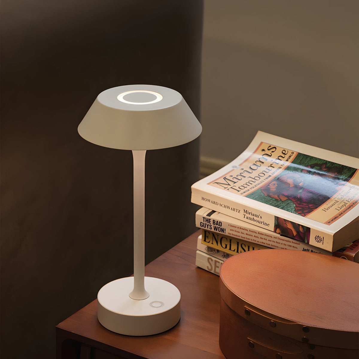 Elaelia Table Lamp