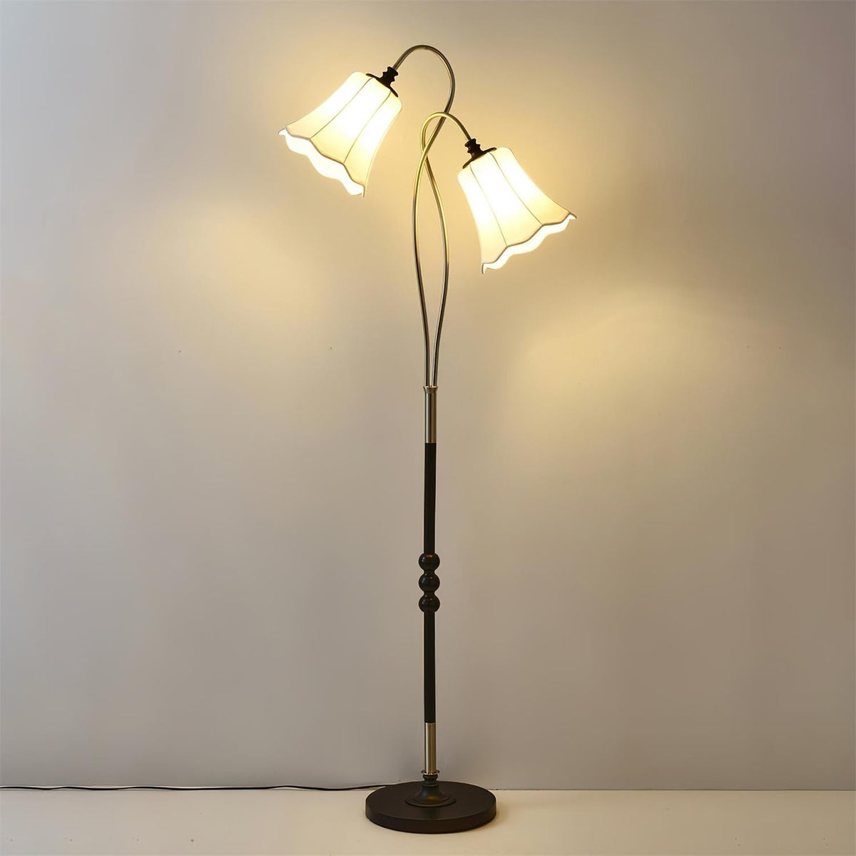 Tuliple Floor Lamp