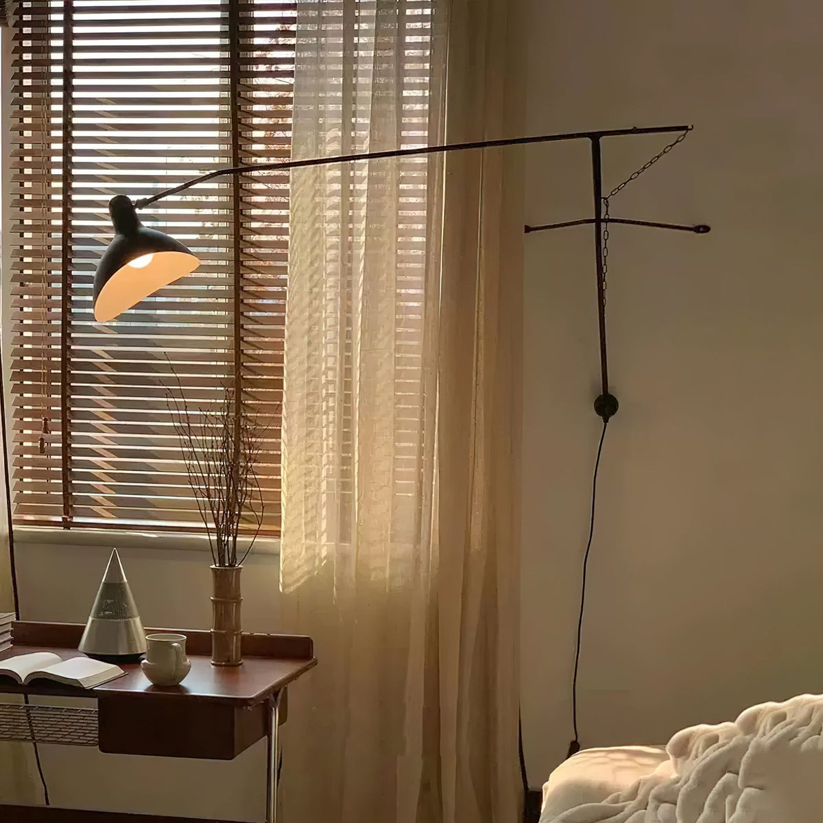 Rivisaria Wall Lamp