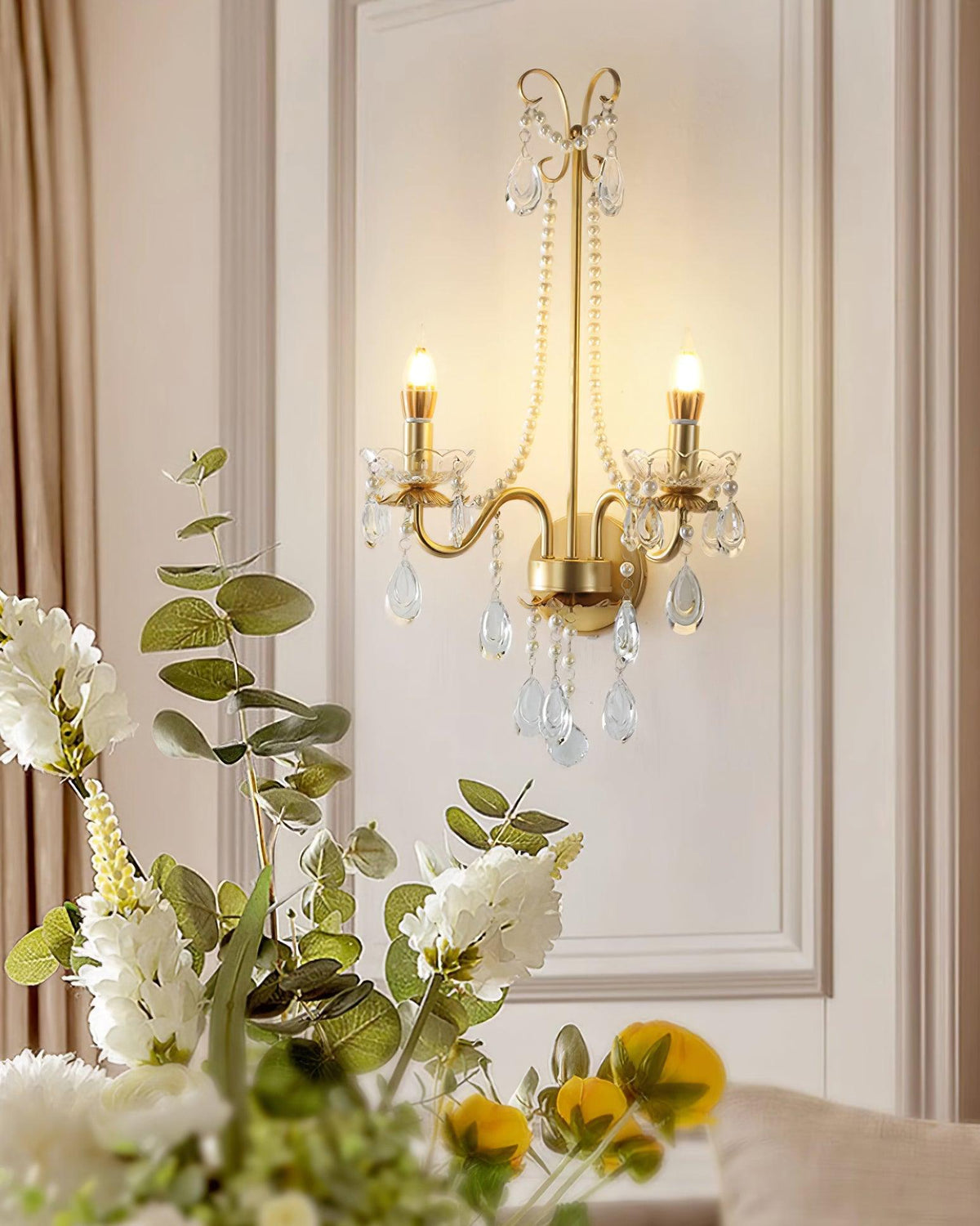 Teriaette Wall Lamp